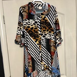 Zadie B’s Multiprint Tunic. Size XL